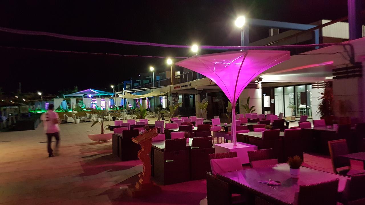 Apartamento Torrevieja Bagian luar foto
